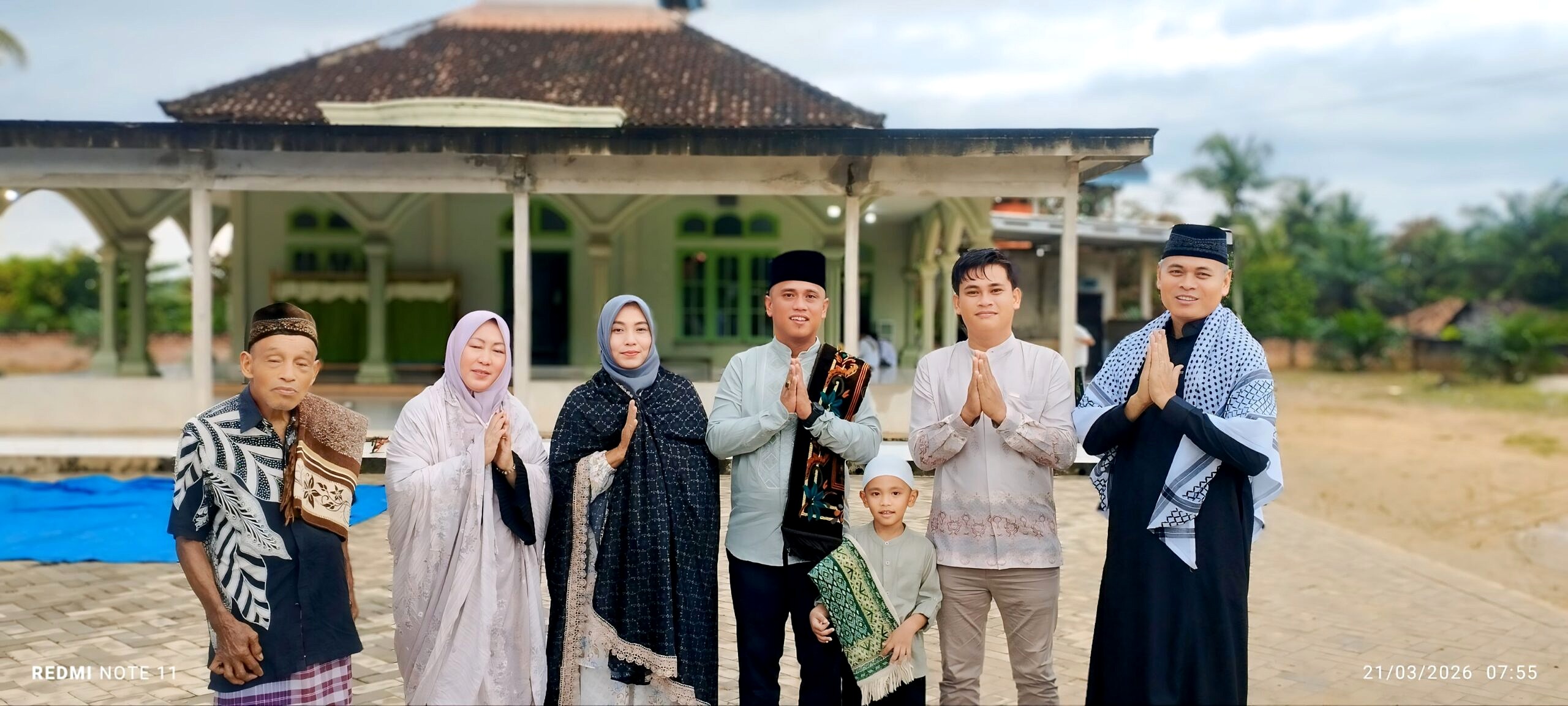 Pererat Silaturahmi, Ketua GRIB Jaya Way Serdang Shalat Id Bersama Camat dan Anggota DPRD Mesuji